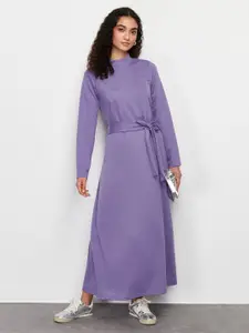 Trendyol High Neck Long Sleeves Belted Maxi Dress