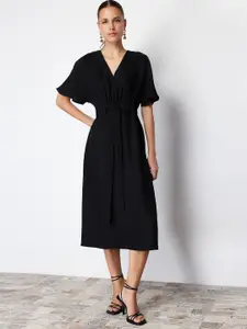 Trendyol Flared Sleeve A-Line Midi Dress