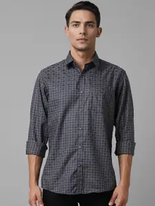 Louis Philippe Sport Slim Fit  Checked Spread Collar Long Sleeves Cotton Casual Shirt