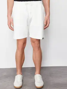 Trendyol Men Mid-Rise Pure Cotton Shorts