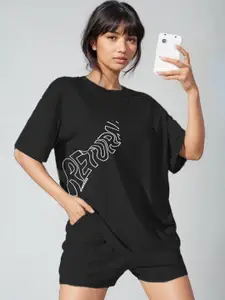 KRAASA Typography Printed Round-Neck T-Shirt With Shorts Co-Ords