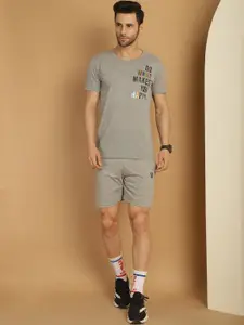 MACK JONNEY Typography Printed Round-Neck T-Shirt With Shorts