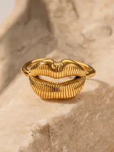 Dorada Jewellery Gold Plated Stainless Steel Lips Shaped Finger Ring