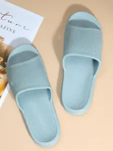 Mast & Harbour Men Self Design Sliders