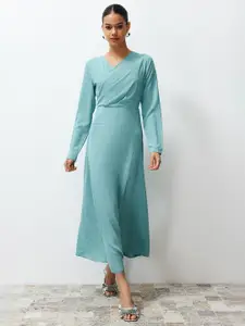 Trendyol Turquoise Blue V-Neck Fit & Flare Midi Dress