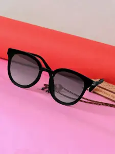 DressBerry Women Wayfarer Sunglasses with UV Protected Lens