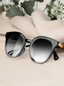 DressBerry Women Grey Wayfarer Sunglasses with UV Protected Lens DBSG-05-GY