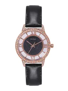 GUESS Women Dial & Leather Straps Analogue Watch