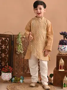 Superminis Boys Embroidered Regular Thread Work Pure Cotton Kurta with Pyjamas
