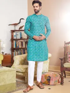 See Designs Mandarin Collar Long Sleeves Floral Printed Straight Kurta with Pyjama