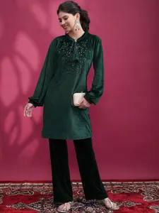 Vishudh Floral Puff Sleeves Mandarin Collar Thread Work Kurta