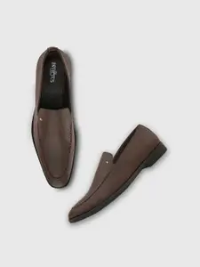 INVICTUS Men Textured Formal Slip-Ons