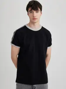 DeFacto Round Neck Short Raglan Sleeves Cotton T-shirt
