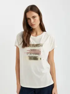 DeFacto Typography Printed Round Neck Short Sleeves T-shirt