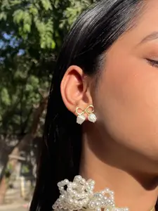 ISHKAARA Gold-Plated Contemporary Studs Earrings