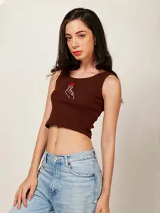 Fashion And Youth Graphic Printed Ribbed Fitted Crop Top