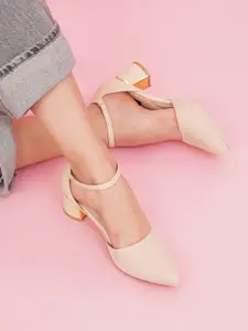 Sherrif Shoes Textured Pointed Toe Ankle Loop Block Heels