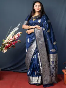 SGF11 Ethnic Motifs Woven Design Zari Pure Silk Kanjeevaram Saree