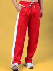 WEARDUDS Men Self Design Mid Rise Side Seam Plated Cotton Relaxed Fit Track Pants