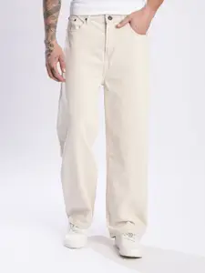 The Roadster Lifestyle Co. Men Beige Pure Cotton Rigid Baggy Fit Denim Jeans