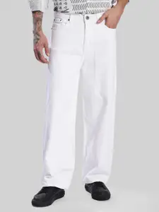 The Roadster Lifestyle Co. Men White Baggy-Fit Pure Cotton Jeans
