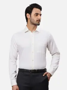 Raymond Contemporary-Fit Spread Collar Cotton Formal Shirt