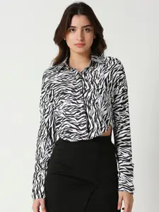 Remanika Classic Spread Collar Animal Opaque Printed Casual Shirt