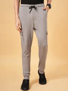 Ajile by Pantaloons Men Mid-Rise Cargo Joggers