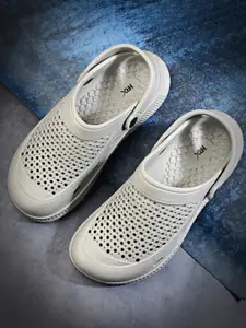 HRX by Hrithik Roshan Men Grey Self Design Rubber Clogs
