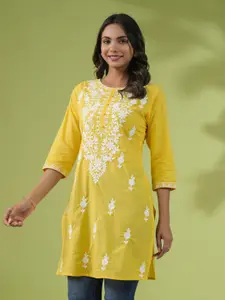 Janasya Floral Embroidered Pure Cotton Chikankari Straight Kurta