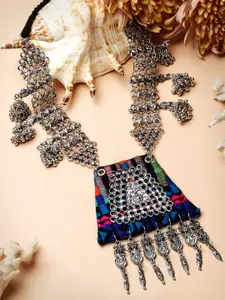 Moedbuille Silver-Plated Embroidered Work Tasselled Necklace