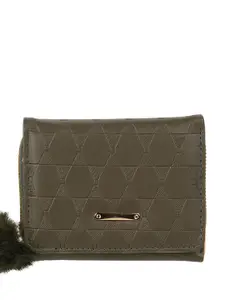 WALKWAY by Metro Women Checked Quilted Three Fold Wallet