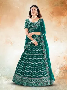 SHOPGARB Embroidered Sequinned Semi-Stitched Lehenga & Unstitched Blouse With Dupatta