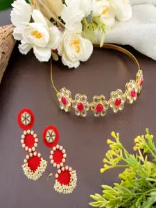 UNIVERSITY TRENDZ Kundan Studded Mathapatti and Earrings Jewellery Set