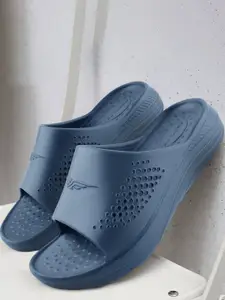 Red Tape Men Textured Sliders