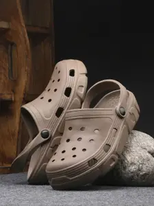 HRX by Hrithik Roshan Men Brown Rubber Clogs