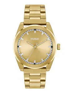 HUGO Men Bright Bracelet Style Analogue Watch 1530354-Gold