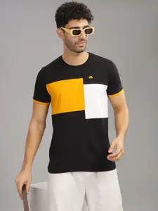 ADRO Colourblocked Regular Fit Cotton T-shirt