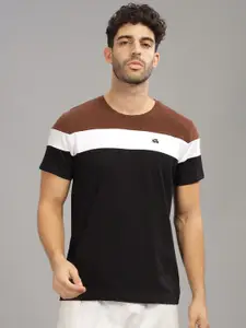 ADRO Colourblocked Regular Fit Cotton T-shirt