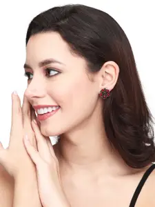 Anvik Contemporary Studs Earrings