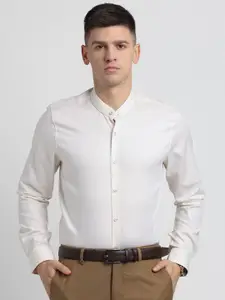 Turtle Men Classic Slim Fit Opaque Formal Shirt