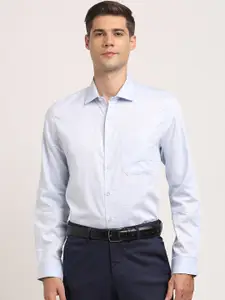 Turtle Men Classic Slim Fit Opaque Checked Formal Shirt