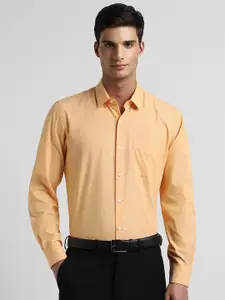 Peter England Men Slim Fit Opaque Formal Shirt