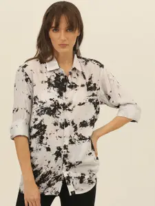 JAVINISHKA Women Comfort Opaque Printed Casual Shirt