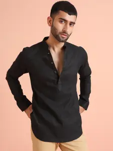 KISAH Men Thread Work Short Kurta