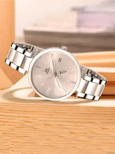 IIK COLLECTION Women Round Dial Day & Date Display Bracelet Straps Analogue Watch