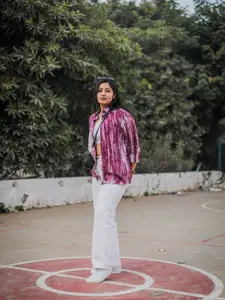 JAVINISHKA Women Comfort Opaque Checked Casual Shirt