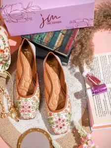 JM Looks Embellished Square Toe Mojaris