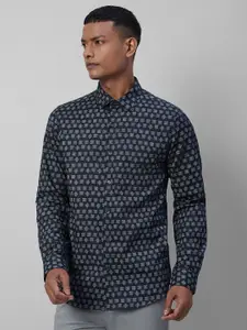 Turtle Men Classic Slim Fit Opaque Printed Formal Shirt