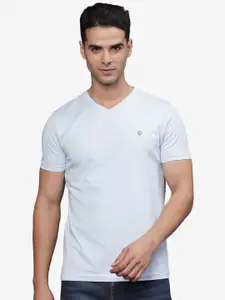 t-base Men V-Neck Applique T-shirt